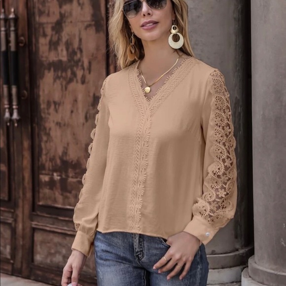 Lace Detail Blouse - Picture 4 of 7